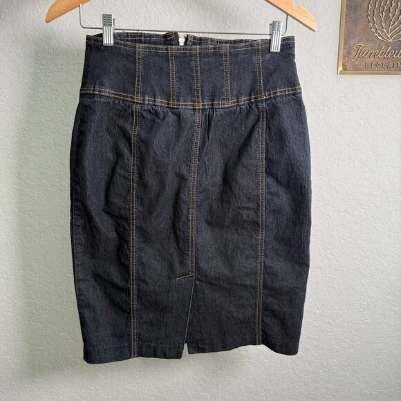 Women's Bisou Bisou Denim Blue Jean Paneled Zip Front Zip Pocket Skirt Size 8 - Picture 6 of 7